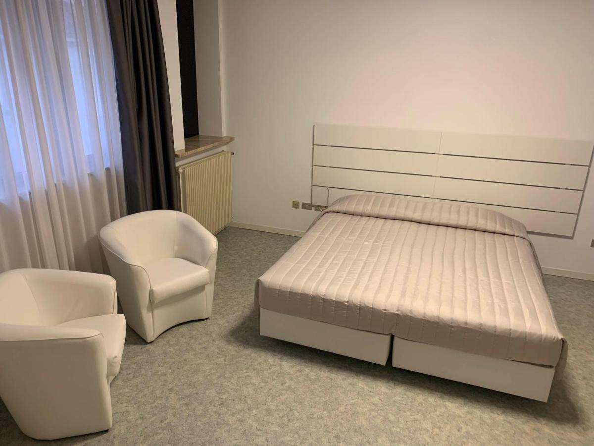 Hotel Euro Meublé à Grado Extérieur photo