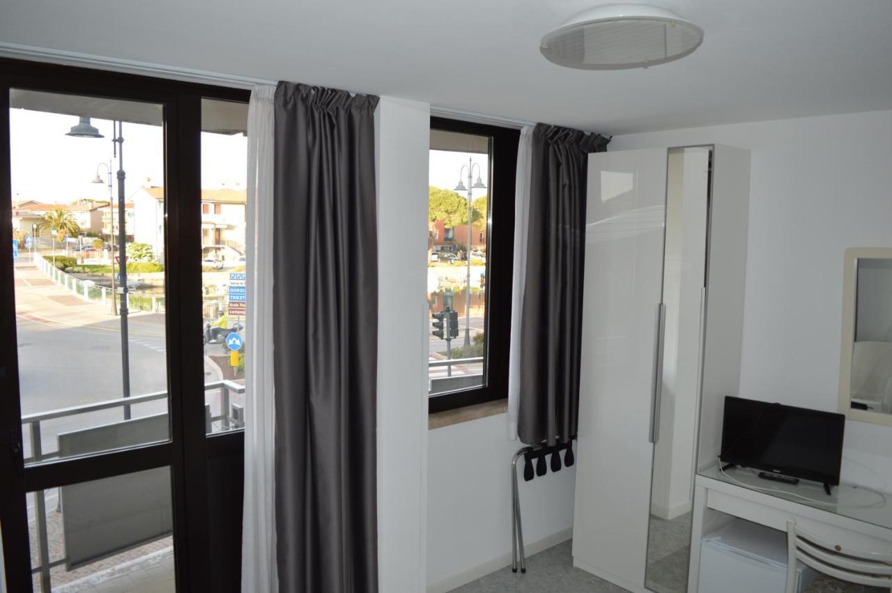 Hotel Euro Meublé à Grado Extérieur photo