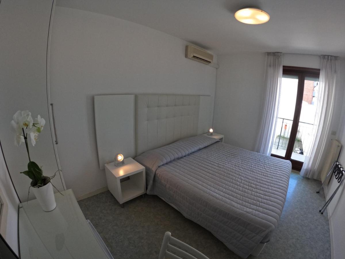 Hotel Euro Meublé à Grado Extérieur photo
