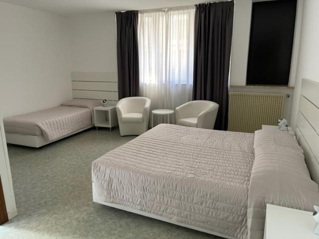 Hotel Euro Meublé à Grado Extérieur photo