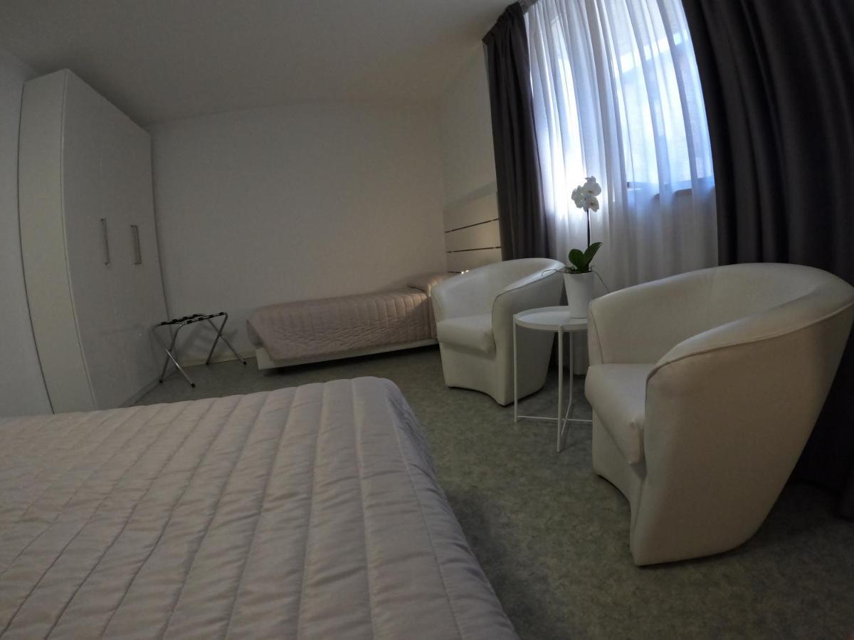 Hotel Euro Meublé à Grado Extérieur photo