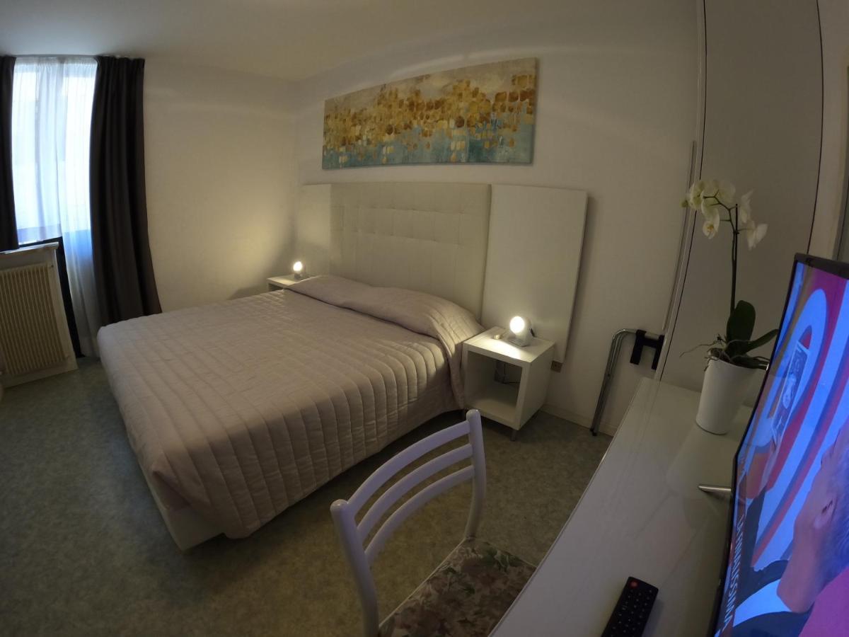 Hotel Euro Meublé à Grado Extérieur photo